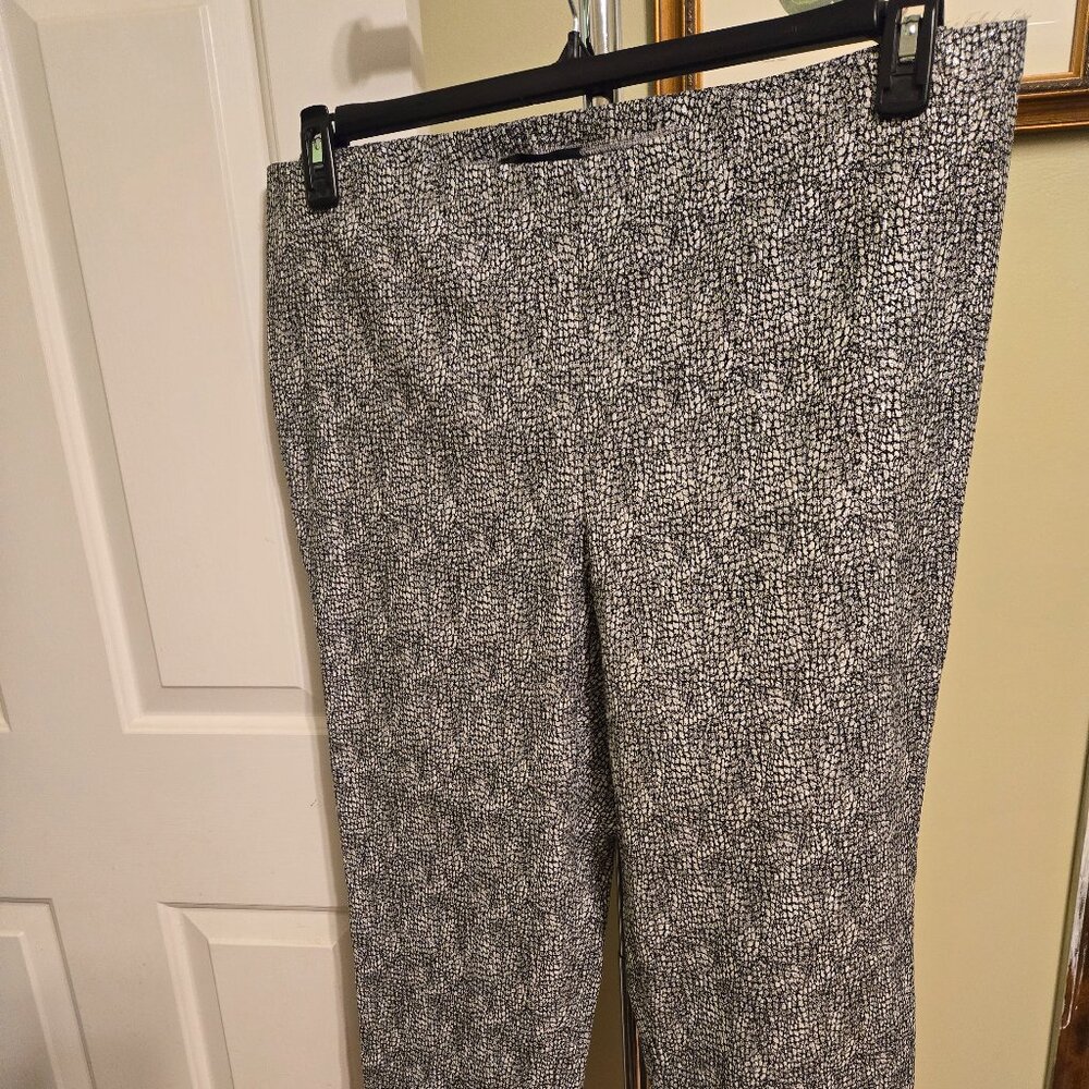 Karen Kane shimmery black/off white print leggings - 3X -  NWT